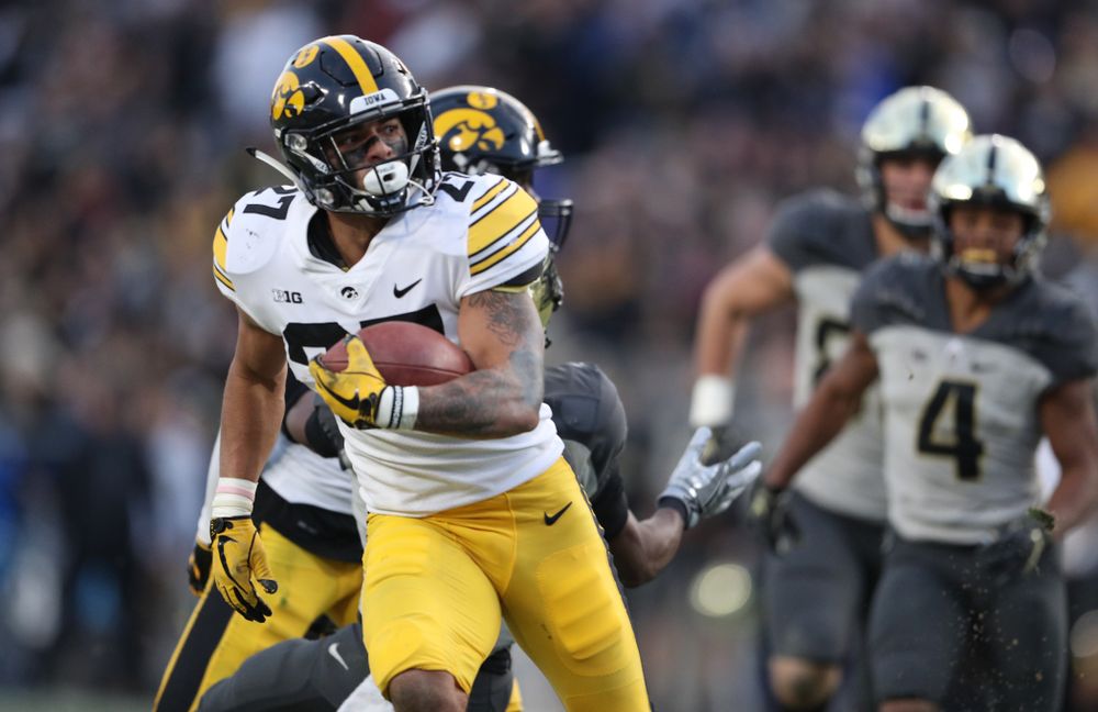Iowa Hawkeyes defensive back Amani Hooker (27) against the Purdue Boilermakers Saturday, November 3, 2018 Ross Ade Stadium in West Lafayette, Ind. (Brian Ray/hawkeyesports.com)
