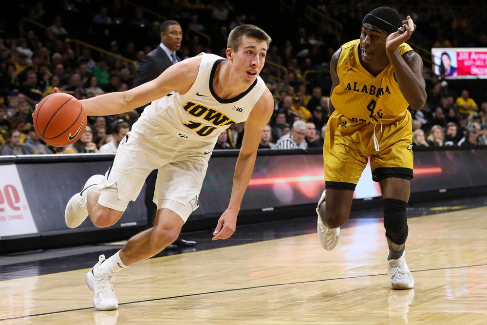 Iowa Hawkeyes guard Joe Wieskamp (10) drives to the basket during a game against Alabama State at Carver-Hawkeye Arena on November 21, 2018. (Tork Mason/hawkeyesports.com)