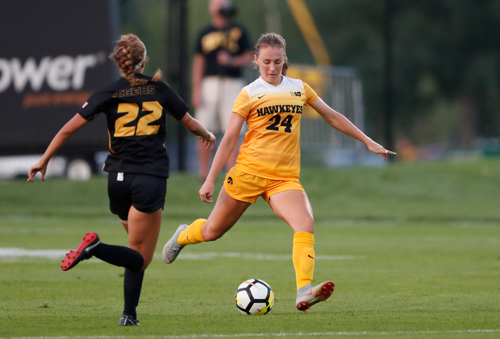 Iowa Hawkeyes Sara Wheaton (24) against the Missouri Tigers Friday, August 17, 2018 at the Iowa Soccer Complex. (Brian Ray/hawkeyesports.com)