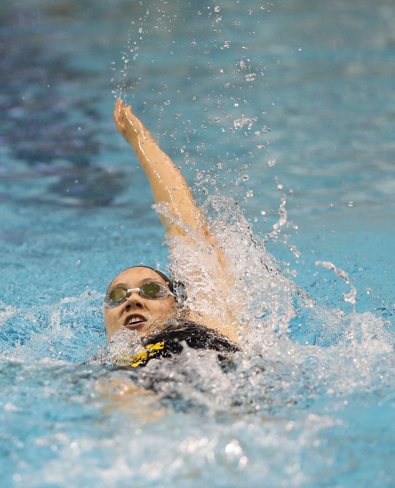 Iowa's Devin Jacobs competes in the 400-yard IM during the third day of the Hawkeye Invitational at the Campus Recreation and Wellness Center on November 16, 2018. (Tork Mason/hawkeyesports.com)