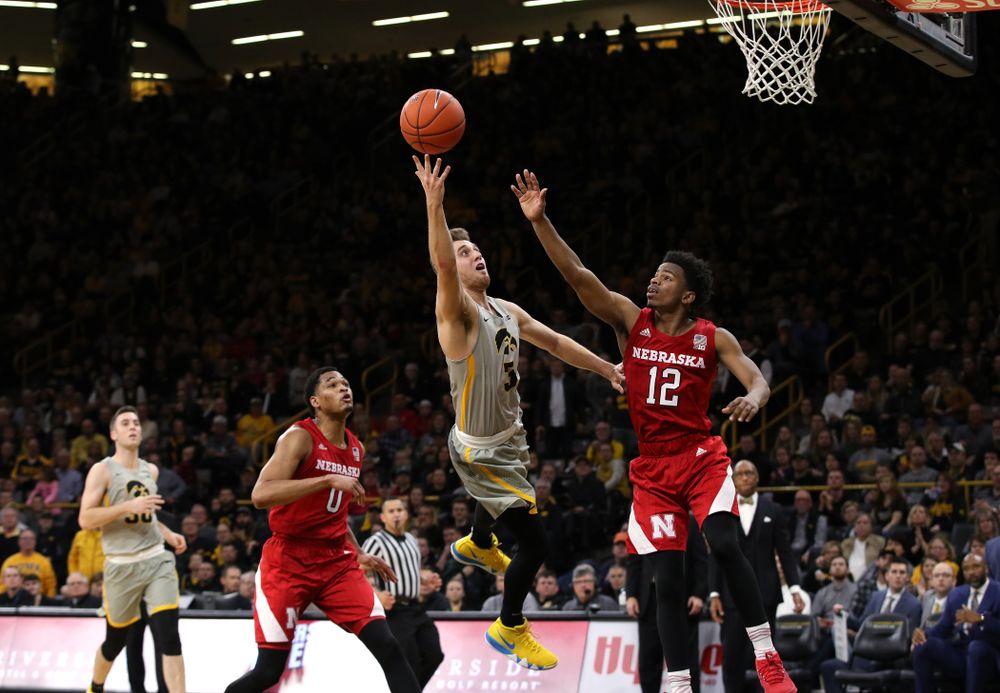 Iowa Hawkeyes guard Jordan Bohannon (3) against the Nebraska Cornhuskers Sunday, January 6, 2019 at Carver-Hawkeye Arena. (Brian Ray/hawkeyesports.com)