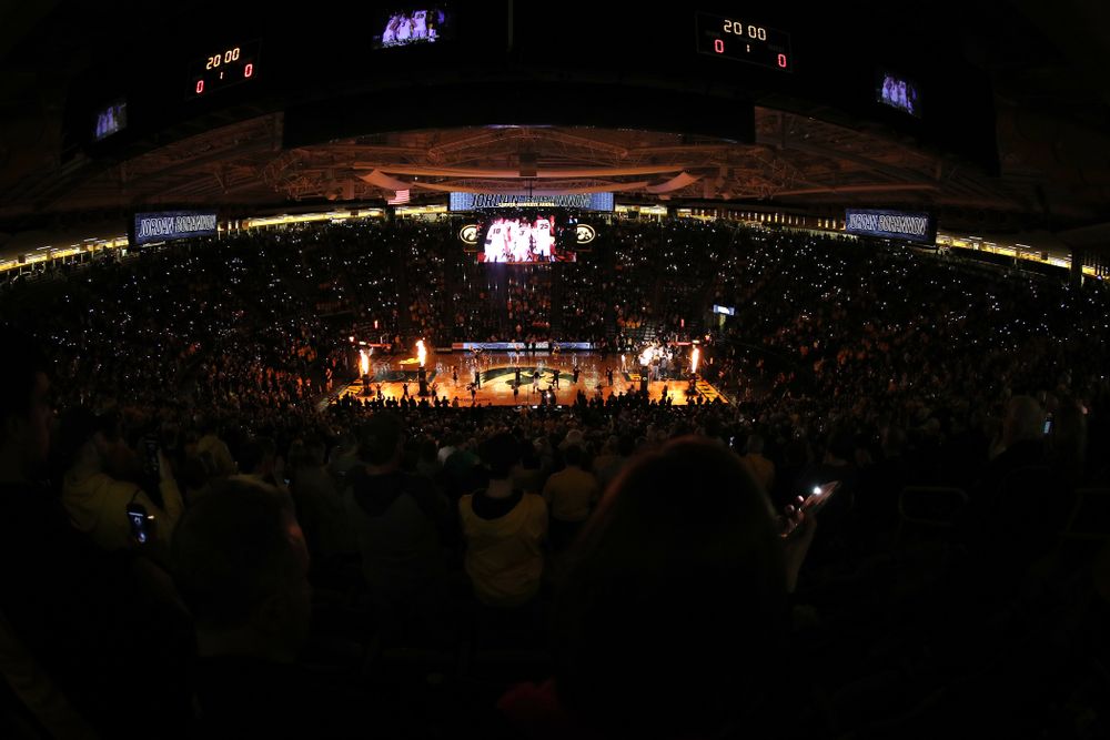 The Iowa Hawkeyes against the Michigan Wolverines Friday, February 1, 2019 at Carver-Hawkeye Arena. (Brian Ray/hawkeyesports.com)