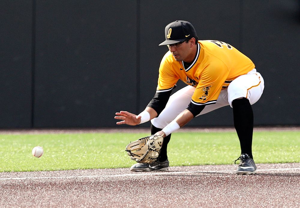 Iowa Hawkeyes third baseman Matthew Sosa (31) fields a ground ball during the second inning of their game against Northern Illinois at Duane Banks Field in Iowa City on Tuesday, Apr. 16, 2019. (Stephen Mally/hawkeyesports.com)