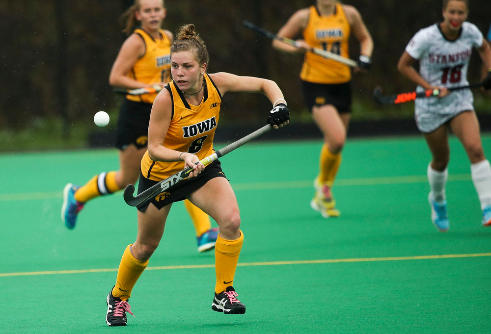 Iowa Hawkeyes midfielder Nikki Freeman (8) juggles the ball during a game against Stanford at Grant Field on October 7, 2018. (Tork Mason/hawkeyesports.com)