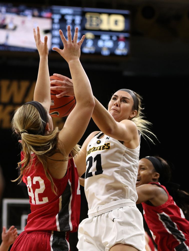 Iowa Hawkeyes forward Hannah Stewart (21) against the IUPUI Jaguars Saturday, December 8, 2018 at Carver-Hawkeye Arena. (Brian Ray/hawkeyesports.com)