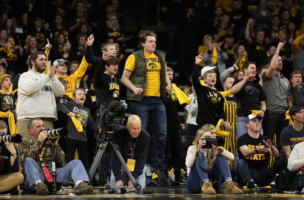 Iowa’s Alex Marinelli wrestles Penn State’s Vincenzo Joseph at 165 pounds Friday, January 31, 2020 at Carver-Hawkeye Arena. (Brian Ray/hawkeyesports.com)