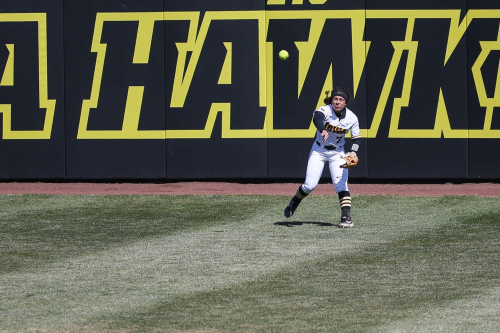 Iowa outfielder Lea Thompson (7) at game 3 vs Northwestern on Sunday, March 31, 2019 at Bob Pearl Field. (Lily Smith/hawkeyesports.com)