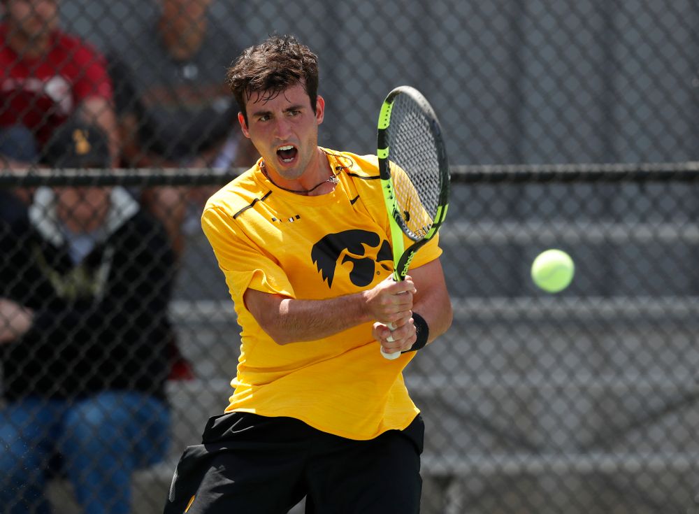Josh Silverstein against Northwestern in the first round of the 2018 Big Ten Men's Tennis Tournament Thursday, April 26, 2018 at the Hawkeye Tennis and Recreation Complex. (Brian Ray/hawkeyesports.com)