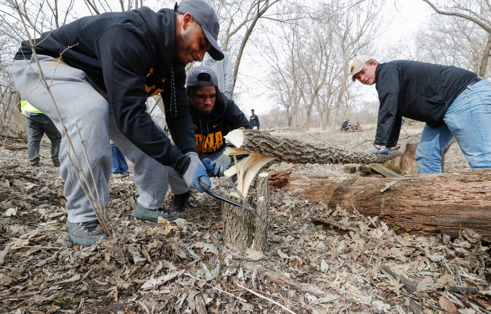 Hawkeye Football players volunteer during the Iowa Athletics Department's annual Day of Caring Sunday, April 22, 2018. (Brian Ray/hawkeyesports.com)
