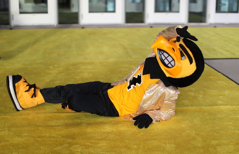 The 2019 Golden Herkys yellow carpet Tuesday, April 23, 2019 at Hancher Auditorium. (Brian Ray/hawkeyesports.com)