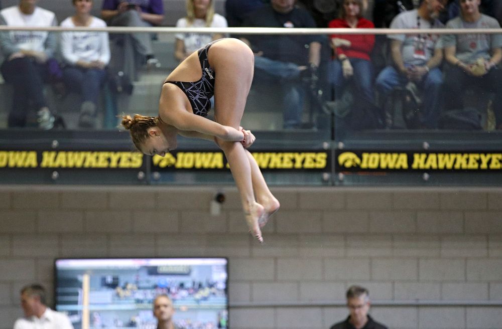 Iowa’s Samantha Tamborski competes in the women’s 1 meter diving consolation finals event during the 2020 Women’s Big Ten Swimming and Diving Championships at the Campus Recreation and Wellness Center in Iowa City on Thursday, February 20, 2020. (Stephen Mally/hawkeyesports.com)