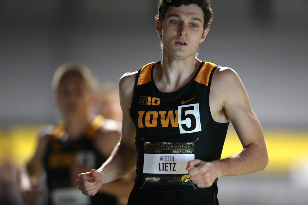 Iowa's Austin Lietz runs the 600 meter premier during the 2019 Larry Wieczorek Invitational Friday, January 18, 2019 at the Hawkeye Tennis and Recreation Center. (Brian Ray/hawkeyesports.com)