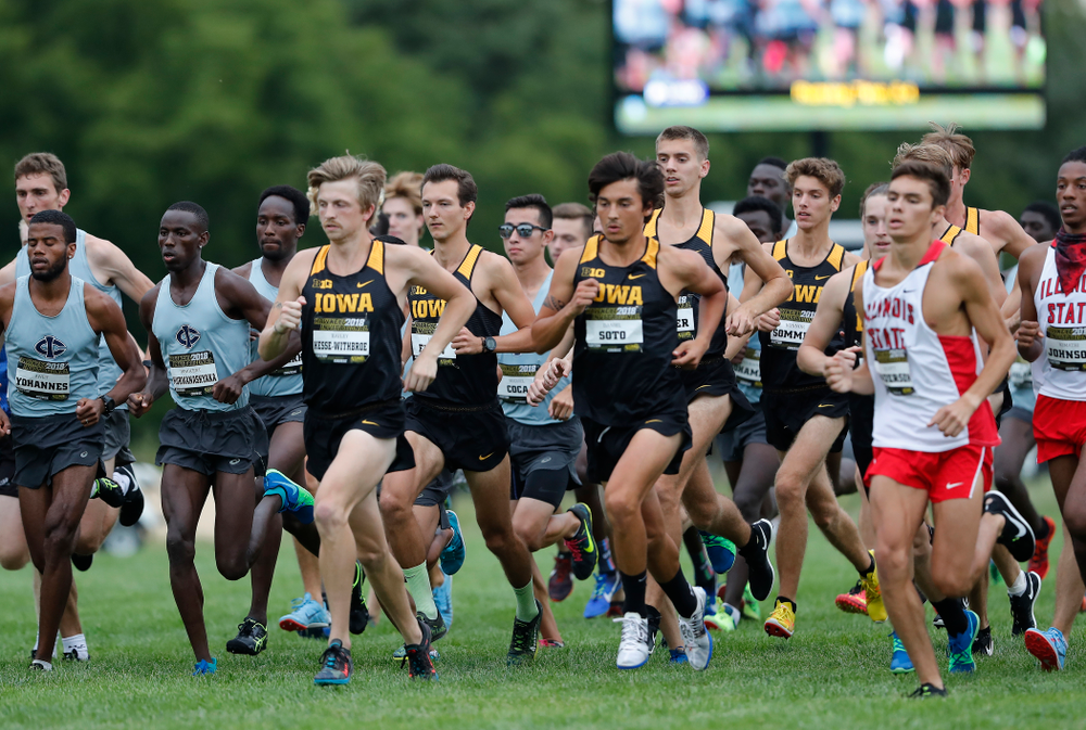 The Iowa Hawkeyes during the Hawkeye Invitational Friday, August 31, 2018 at the Ashton Cross Country Course. (Brian Ray/hawkeyesports.com)