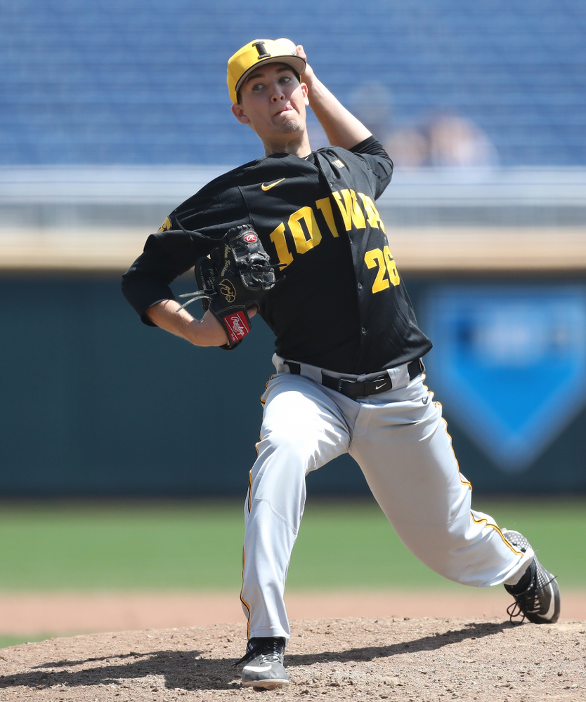 Iowa Hawkeyes Adam Ketelsen (26) against the Nebraska Cornhuskers in the first round of the Big Ten Baseball Tournament Friday, May 24, 2019 at TD Ameritrade Park in Omaha, Neb. (Brian Ray/hawkeyesports.com)