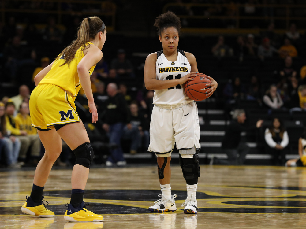 Iowa Hawkeyes guard Tania Davis (11) against the Michigan Wolverines Thursday, January 17, 2019 at Carver-Hawkeye Arena. (Brian Ray/hawkeyesports.com)
