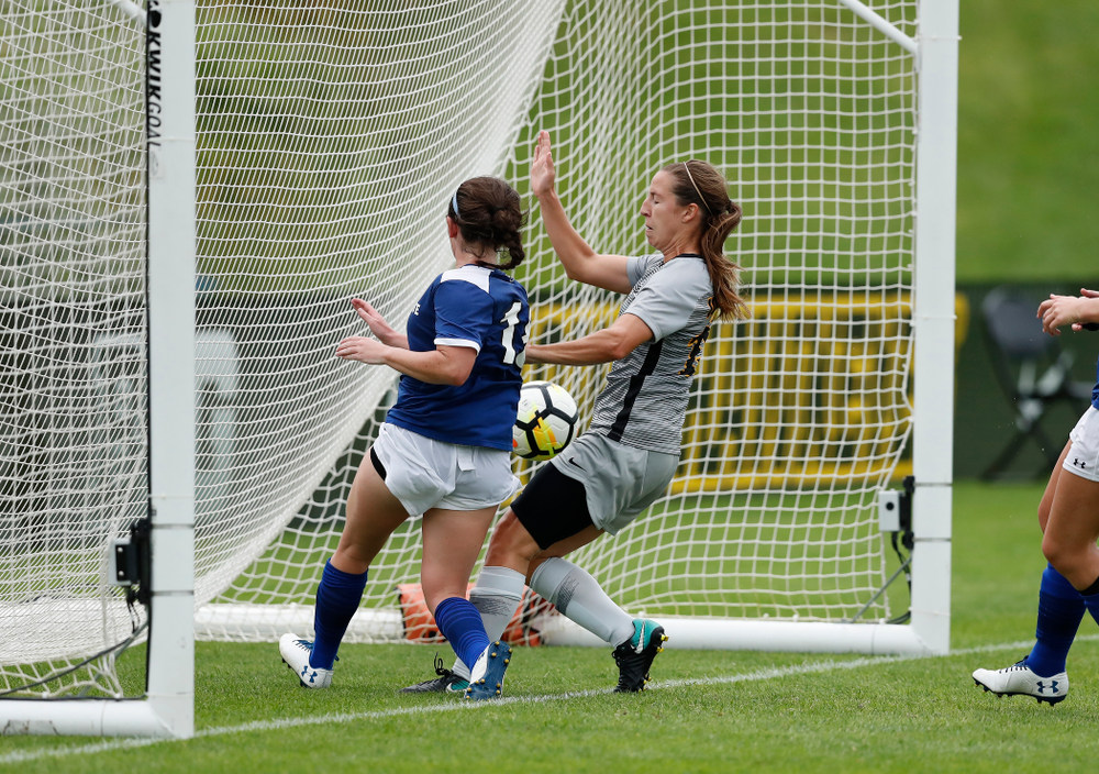 Iowa Hawkeyes Rose Ripslinger (15) against Indiana State Sunday, August 26, 2018 at the Iowa Soccer Complex. (Brian Ray/hawkeyesports.com)