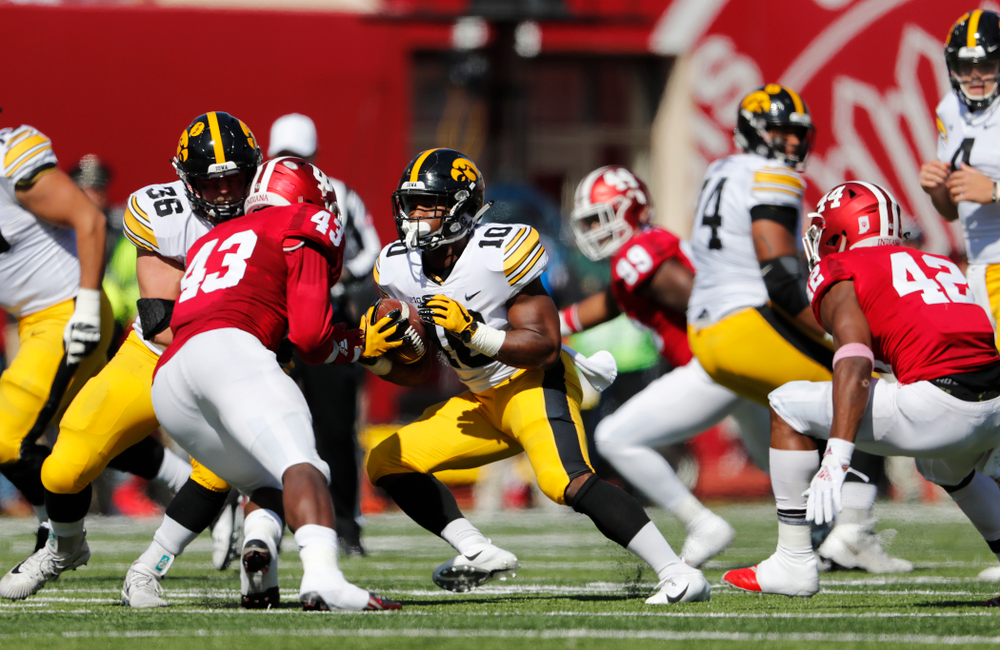 Iowa Hawkeyes running back Mekhi Sargent (10) against the Indiana Hoosiers Saturday, October 13, 2018 at Memorial Stadium, in Bloomington, Ind. (Brian Ray/hawkeyesports.com)