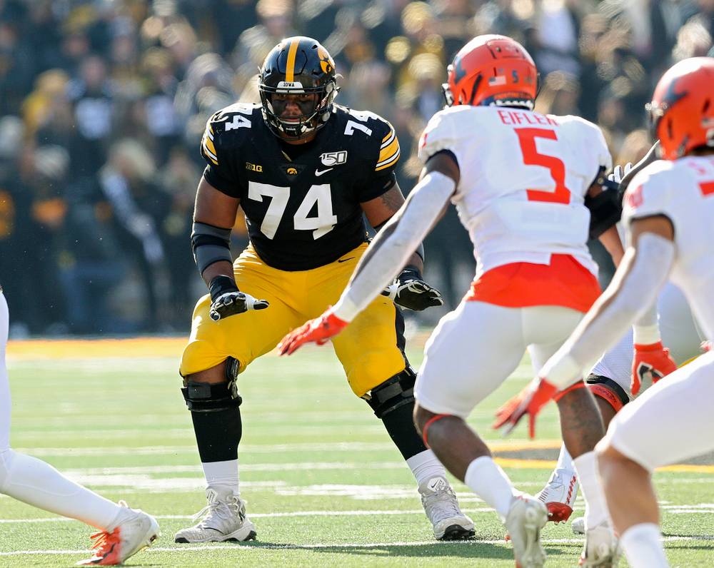 Iowa Hawkeyes offensive lineman Tristan Wirfs (74) looks to block during the second quarter of their game at Kinnick Stadium in Iowa City on Saturday, Nov 23, 2019. (Stephen Mally/hawkeyesports.com)