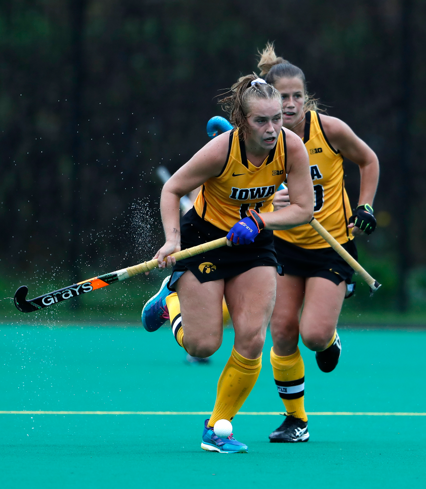 Iowa Hawkeyes Katie Birch (11) against Stanford Sunday, October 7, 2018 at Grant Field. (Brian Ray/hawkeyesports.com)