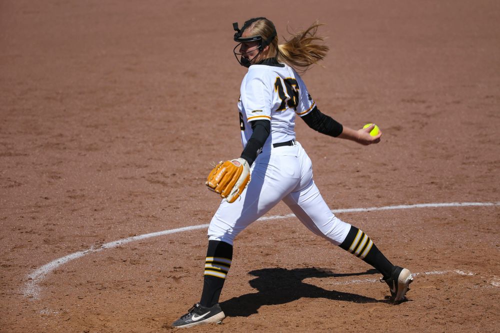 Iowa's Sarah Lehman (16) at game 3 vs Northwestern on Sunday, March 31, 2019 at Bob Pearl Field. (Lily Smith/hawkeyesports.com)