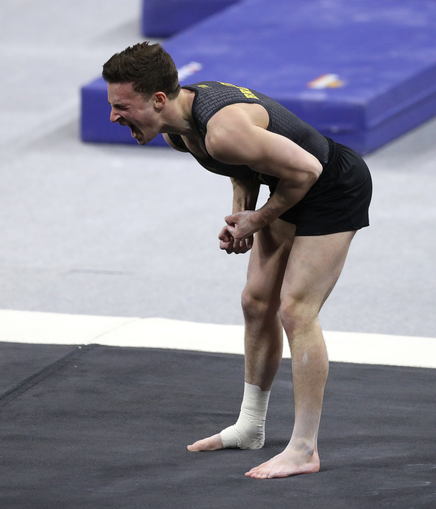 Iowa's Jake Brodarzon competes on the floor against Oklahoma Saturday, February 9, 2019 at Carver-Hawkeye Arena. (Brian Ray/hawkeyesports.com)