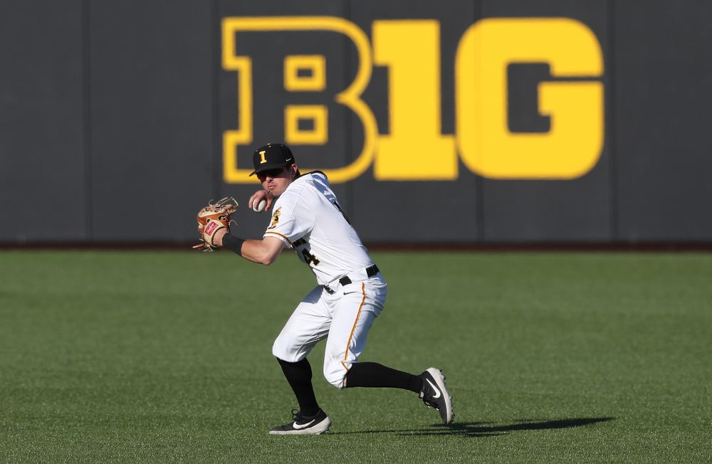 Iowa Hawkeyes infielder Mitchell Boe (4) against the Nebraska Cornhuskers Saturday, April 20, 2019 at Duane Banks Field. (Brian Ray/hawkeyesports.com)