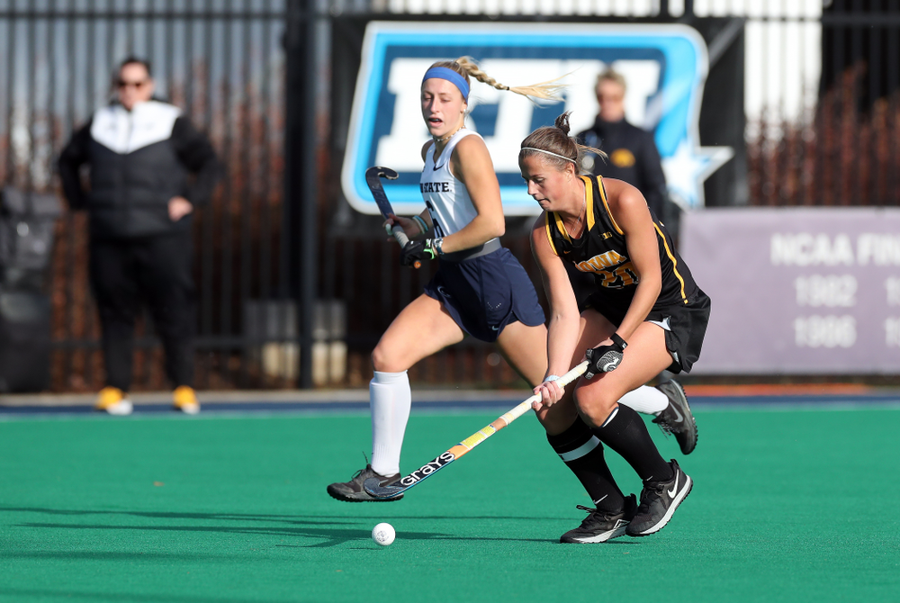 Iowa Hawkeyes Sophie Sunderland (20) against Penn State in the 2019 Big Ten Field Hockey Tournament Championship Game Sunday, November 10, 2019 in State College. (Brian Ray/hawkeyesports.com)