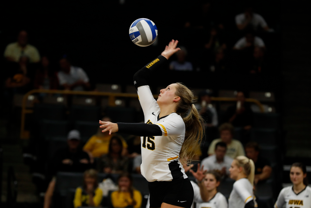 Iowa Hawkeyes defensive specialist Maddie Slagle (15) against Eastern Illinois Sunday, September 9, 2018 at Carver-Hawkeye Arena. (Brian Ray/hawkeyesports.com)