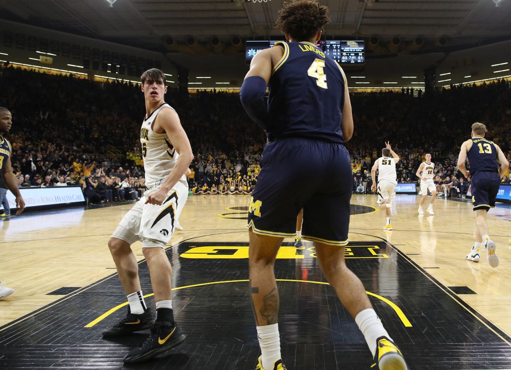 Iowa Hawkeyes forward Luka Garza (55) dunks the ball against the Michigan Wolverines Friday, February 1, 2019 at Carver-Hawkeye Arena. (Brian Ray/hawkeyesports.com)