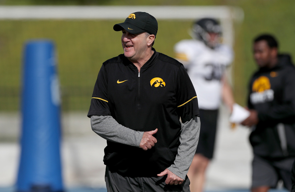 Iowa Hawkeyes defensive coordinator Phil Parker runs a drill during Holiday Bowl Practice No. 3 Tuesday, December 24, 2019 at San Diego Mesa College. (Brian Ray/hawkeyesports.com)