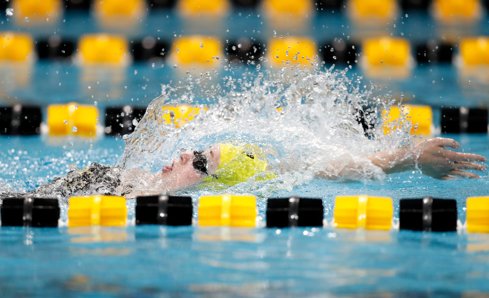 Kelsey Drake swims the 200 yard IM during the Black and Gold Intrasquad Saturday, September 29, 2018 at the Campus Recreation and Wellness Center. (Brian Ray/hawkeyesports.com)