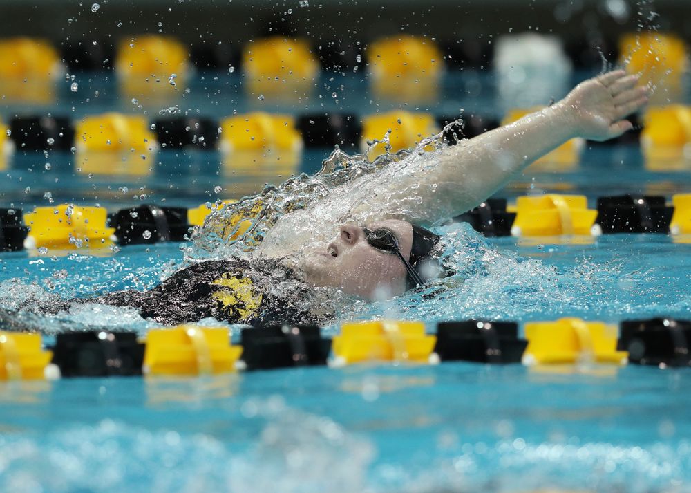 Iowa's Natalie McGovern swims the 200 yard Individual Medley Thursday, November 15, 2018 during the 2018 Hawkeye Invitational at the Campus Recreation and Wellness Center. (Brian Ray/hawkeyesports.com)