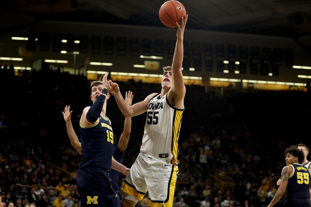 Iowa Hawkeyes forward Luka Garza (55) against the Michigan Wolverines Friday, January 17, 2020 at Carver-Hawkeye Arena. (Brian Ray/hawkeyesports.com)