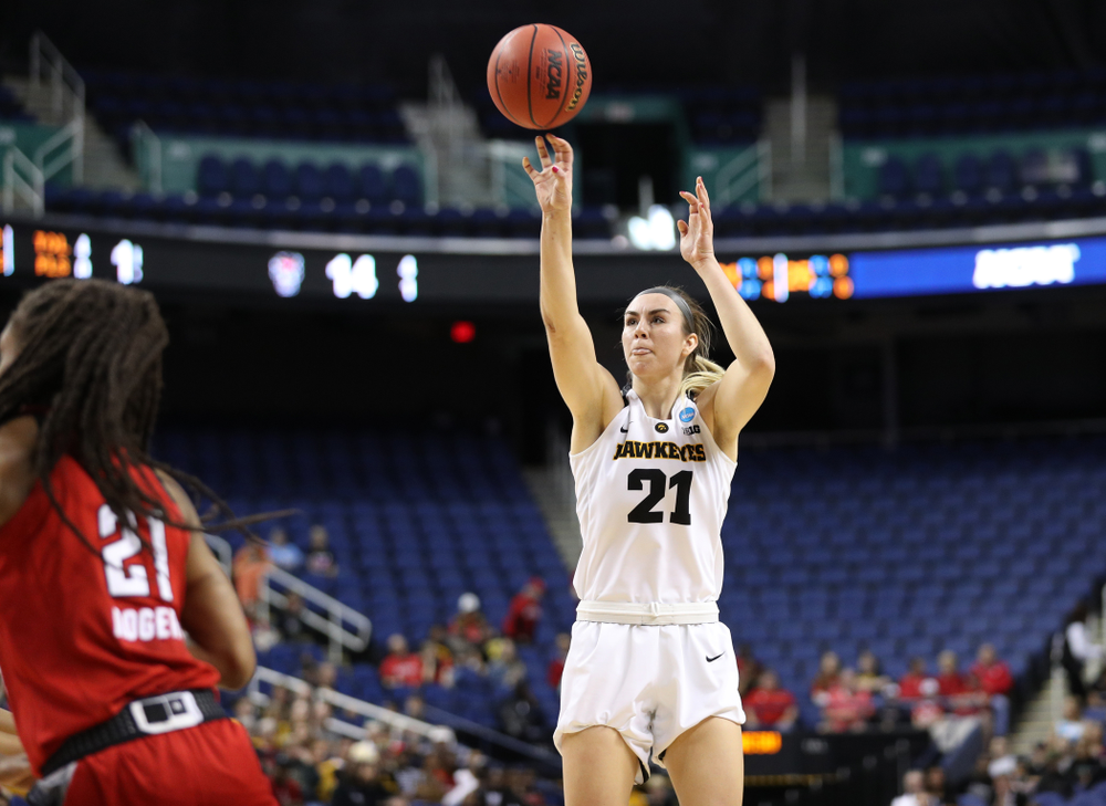 Iowa Hawkeyes forward Hannah Stewart (21) against the NC State Wolfpack in the regional semi-final of the 2019 NCAA Women's College Basketball Tournament Saturday, March 30, 2019 at Greensboro Coliseum in Greensboro, NC.(Brian Ray/hawkeyesports.com)