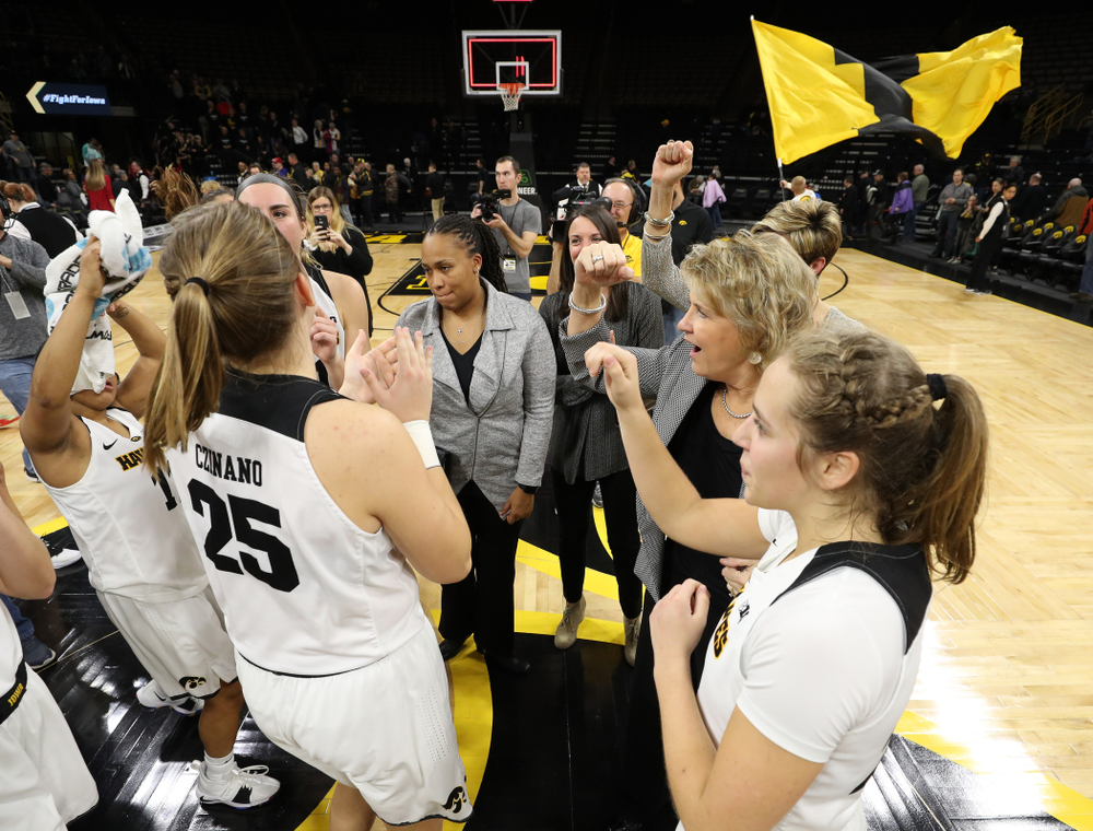 Iowa Hawkeyes head coach Lisa Bluder against the Wisconsin Badgers Monday, January 7, 2019 at Carver-Hawkeye Arena. (Brian Ray/hawkeyesports.com)