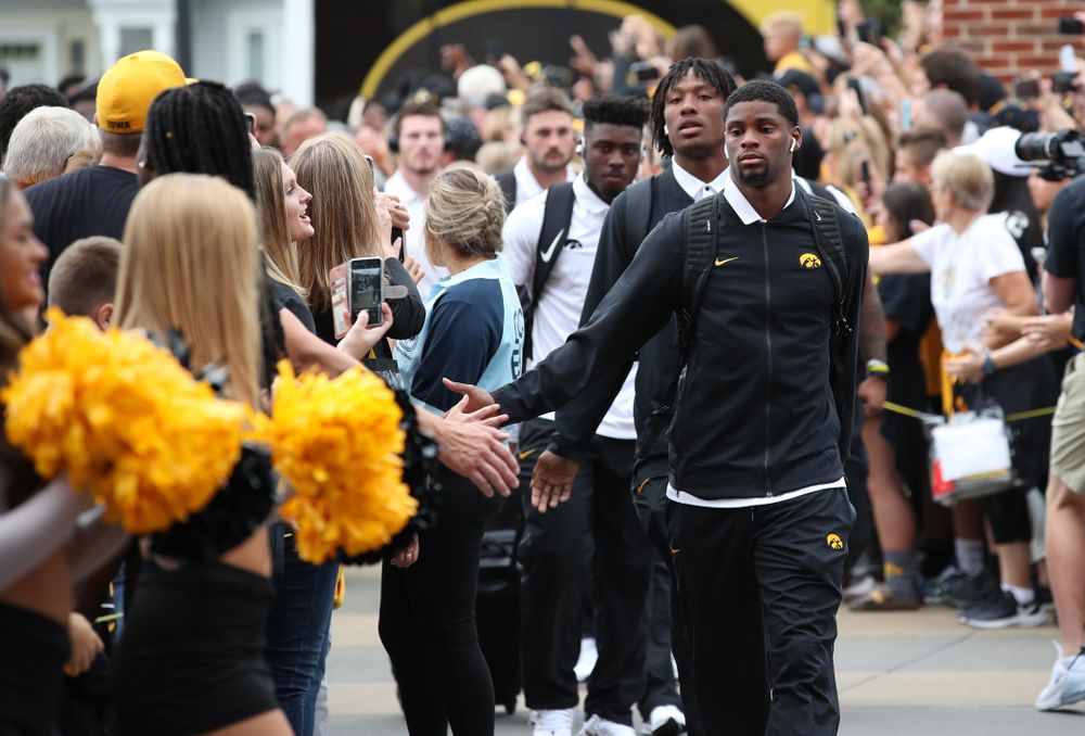 Iowa Hawkeyes wide receiver Ihmir Smith-Marsette (6) against the Miami RedHawks Saturday, August 31, 2019 at Kinnick Stadium in Iowa City. (Brian Ray/hawkeyesports.com)