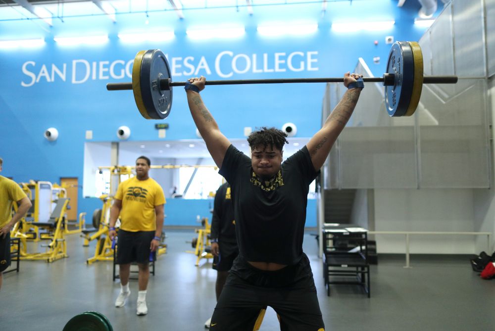 Iowa Hawkeyes offensive lineman Tristan Wirfs (74) lifts before practice Sunday, December 22, 2019 at Mesa College in San Diego. (Brian Ray/hawkeyesports.com)