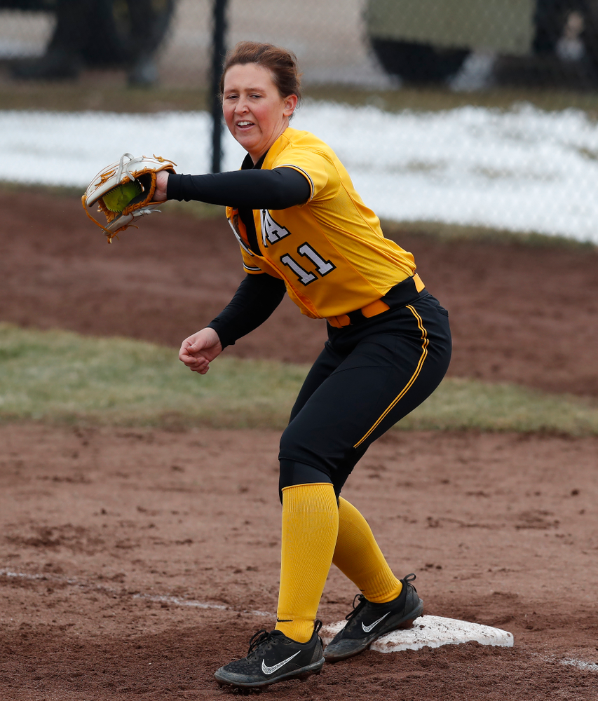 Iowa Hawkeyes starting pitcher/relief pitcher Mallory Kilian (11) against UW Green Bay Tuesday, March 27, 2018 at Bob Pearl Field. (Brian Ray/hawkeyesports.com)