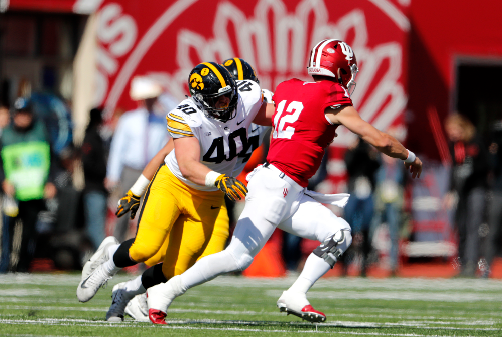 Iowa Hawkeyes defensive end Parker Hesse (40) against the Indiana Hoosiers Saturday, October 13, 2018 at Memorial Stadium, in Bloomington, Ind. (Brian Ray/hawkeyesports.com)