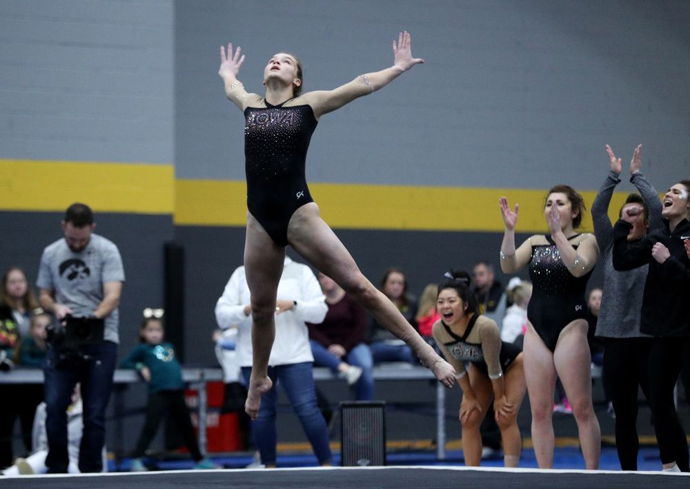 Iowa's Mackenzie Vance competes on the floor during the Black and Gold intrasquad meet Saturday, December 1, 2018 at the University of Iowa Field House. (Brian Ray/hawkeyesports.com)