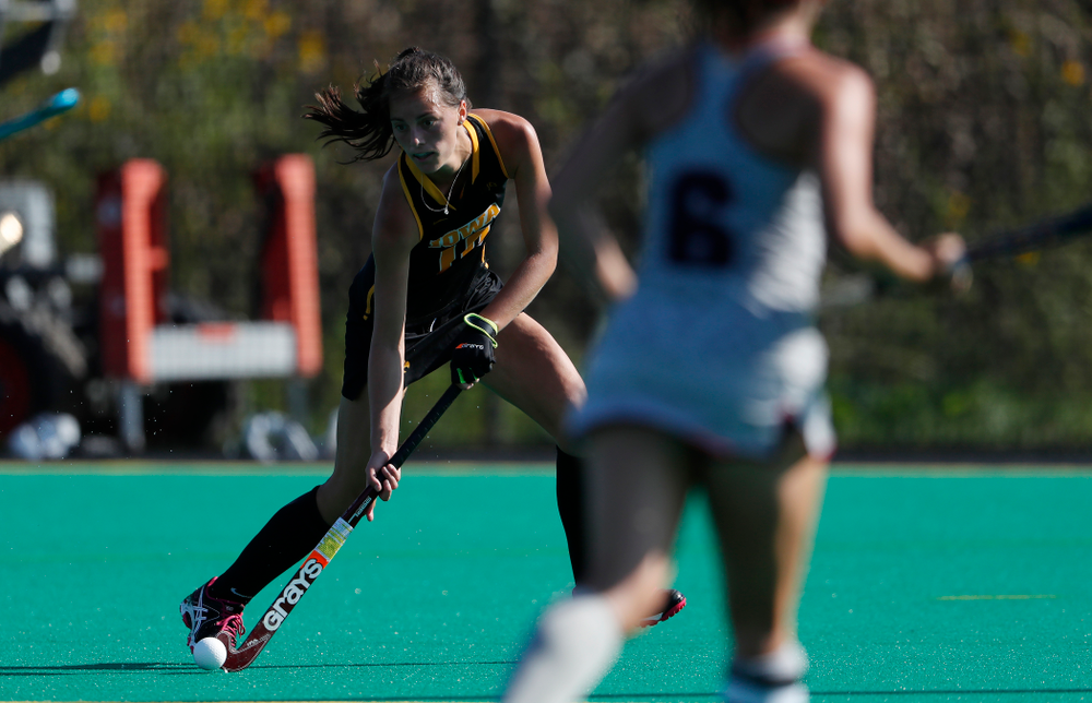 Iowa Hawkeyes Isabella Brown (10) against the Penn Quakers Friday, September 14, 2018 at Grant Field. (Brian Ray/hawkeyesports.com)