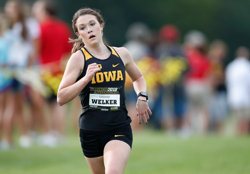 Lindsay Welker during the Hawkeye Invitational Friday, August 31, 2018 at the Ashton Cross Country Course. (Brian Ray/hawkeyesports.com)