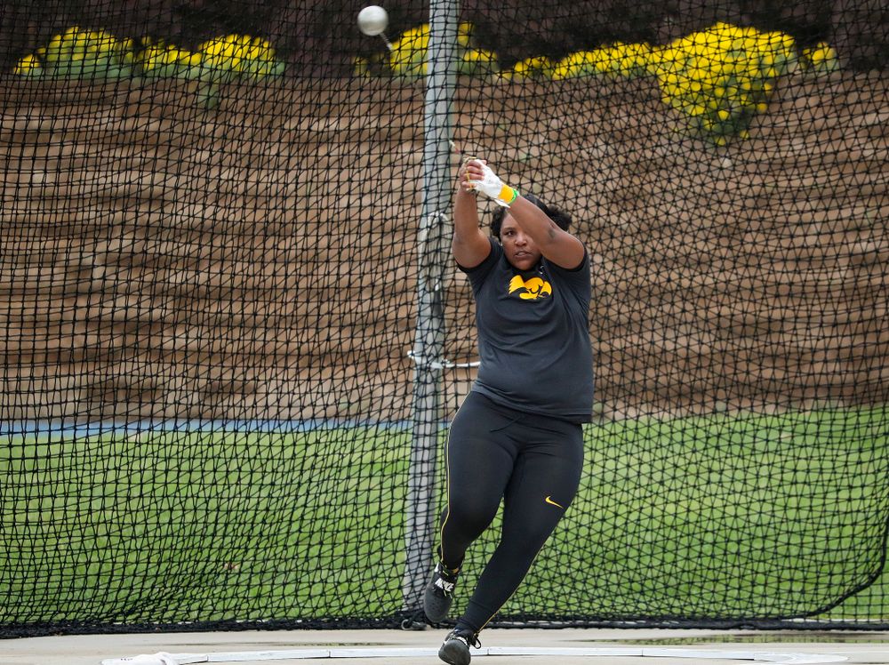 Iowa's Nia Britt throws during the women's hammer event during the third day of the Drake Relays at Drake Stadium in Des Moines on Saturday, Apr. 27, 2019. (Stephen Mally/hawkeyesports.com)