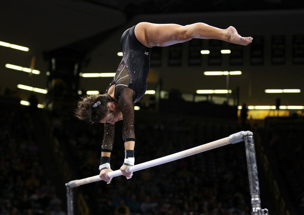 Iowa's Jax Kranitz competes on the bars against Illinois Saturday, February 16, 2019 at Carver-Hawkeye Arena. (Brian Ray/hawkeyesports.com)