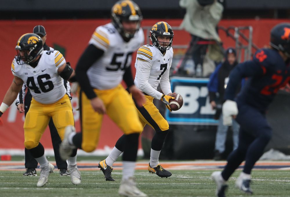 Iowa Hawkeyes punter Colten Rastetter (7) against the Illinois Fighting Illini Saturday, November 17, 2018 at Memorial Stadium in Champaign, Ill. (Brian Ray/hawkeyesports.com)