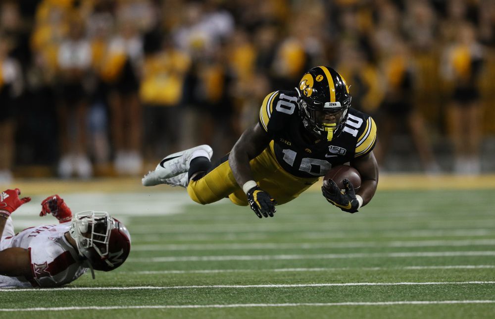 Iowa Hawkeyes running back Mekhi Sargent (10) against the Miami RedHawks Saturday, August 31, 2019 at Kinnick Stadium in Iowa City. (Brian Ray/hawkeyesports.com)