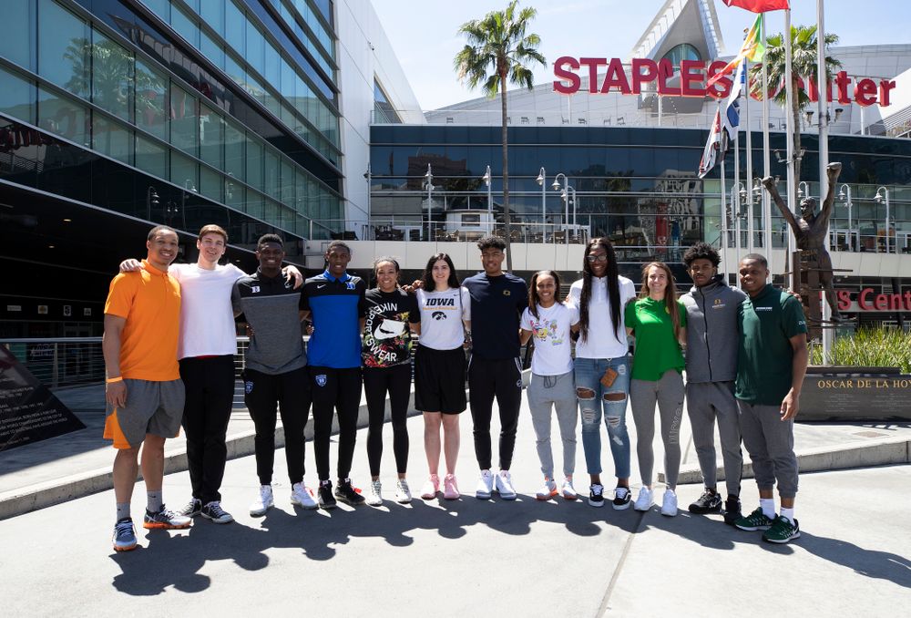 The ESPN College Basketball honorees and Wooden Award finalists take a photo outside of the Staples Center Friday, April 12, 2019 in downtown LA. (Brian Ray/hawkeyesports.com)