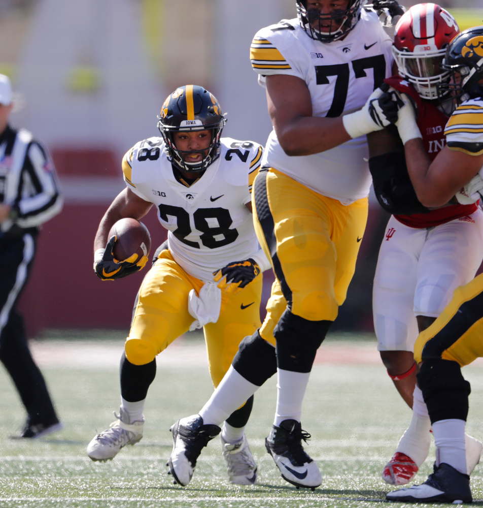 Iowa Hawkeyes running back Toren Young (28) against the Indiana Hoosiers Saturday, October 13, 2018 at Memorial Stadium, in Bloomington, Ind. (Brian Ray/hawkeyesports.com)