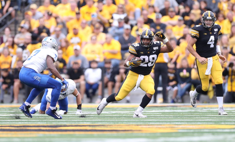 Iowa Hawkeyes running back Toren Young (28) against Middle Tennessee State Saturday, September 28, 2019 at Kinnick Stadium. (Max Allen/hawkeyesports.com)