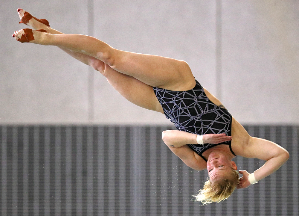 Iowa’s Thelma Strandberg competes in the women’s platform diving preliminary event during the 2020 Women’s Big Ten Swimming and Diving Championships at the Campus Recreation and Wellness Center in Iowa City on Saturday, February 22, 2020. (Stephen Mally/hawkeyesports.com)